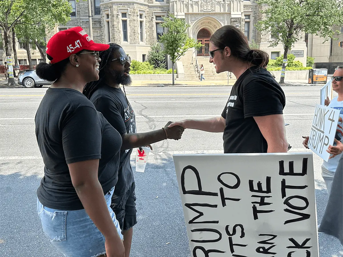 Early Vote Action founder Scott Presler meeting voters in Philadelphia, PA