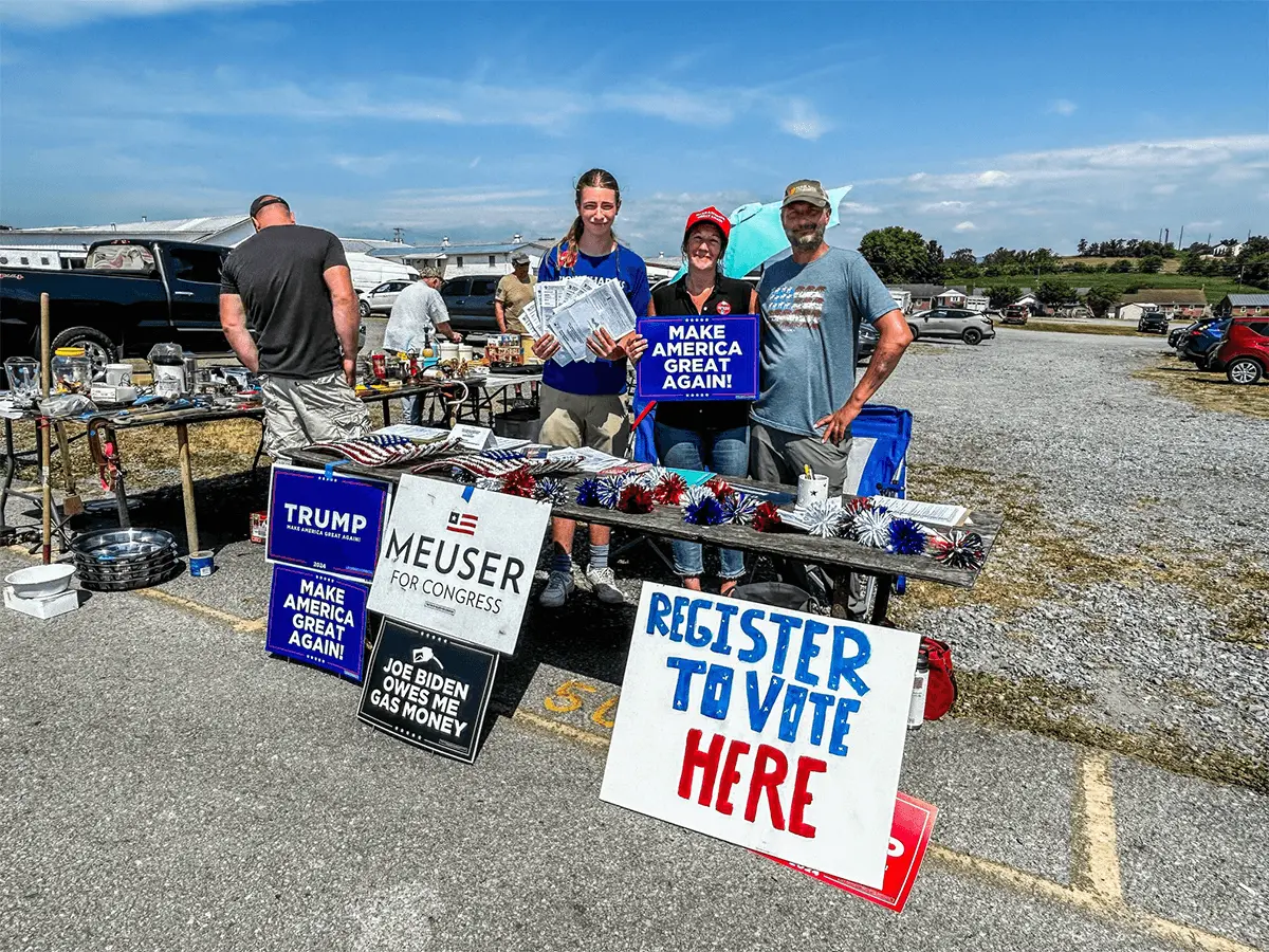 Early Vote Action voter registration staffers & volunteers
